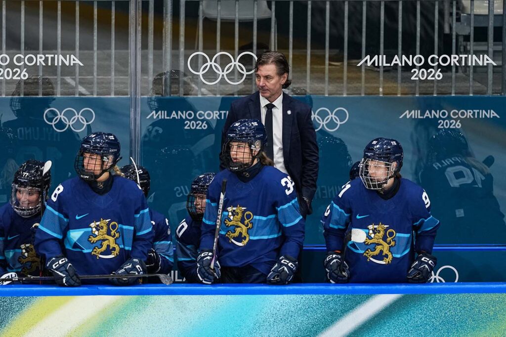Naisleijonien olympiataival p&auml;&auml;ttyi puoliv&auml;lier&auml;&auml;n Sveitsi&auml; vastaan Milanossa. Kuva: Mika Kylm&auml;niemi / AOP