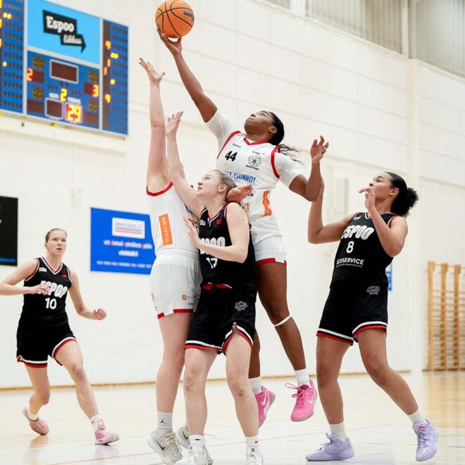 Korisliigan runkosarja huipentuu tänään – ykkössija vielä auki