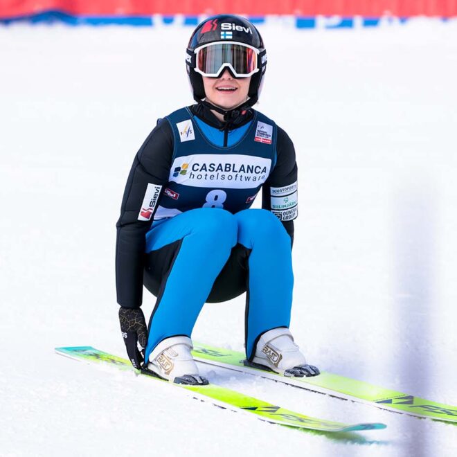 Minja Korhonen podiumjahtiin – naisten yhdistetty saapuu Salpausselälle